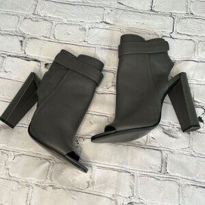 Vince Gray leather chunky peep toe heels with side zipper